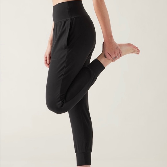 NWT-Athleta Black Salutation Jogger, Small - Picture 3 of 9